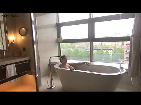 ❤️ Valtava babe runkkaa intohimoisesti pilluaan kylpyhuoneessa ️ Porno at us fi.newsexxxx.ru